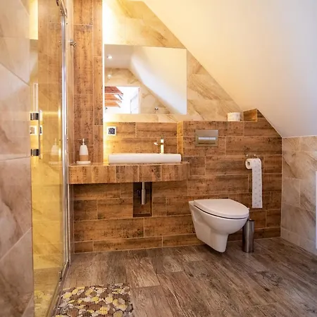 Siedlisko Pod Debem Guest house